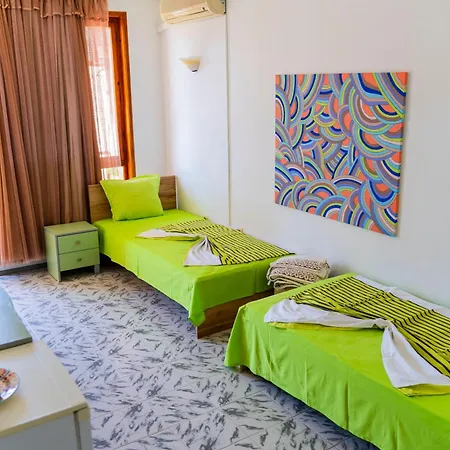 Gæstehus Family House Katerini 3*